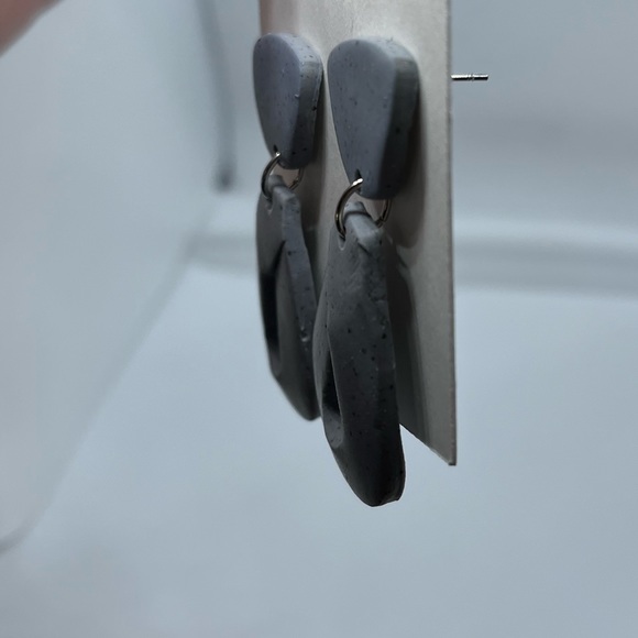 Handcrafted Drop Earrings - Picture 9 of 10